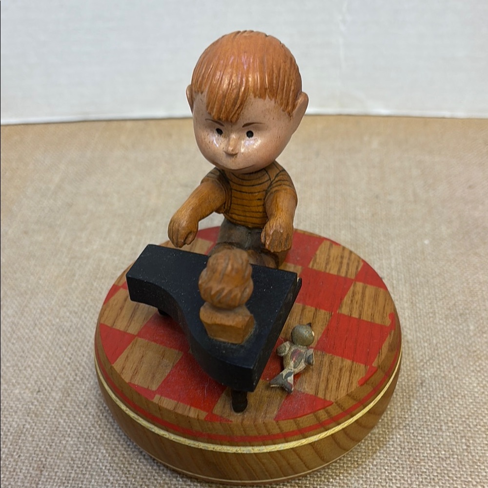 Vintage Anri of Italy Music Box